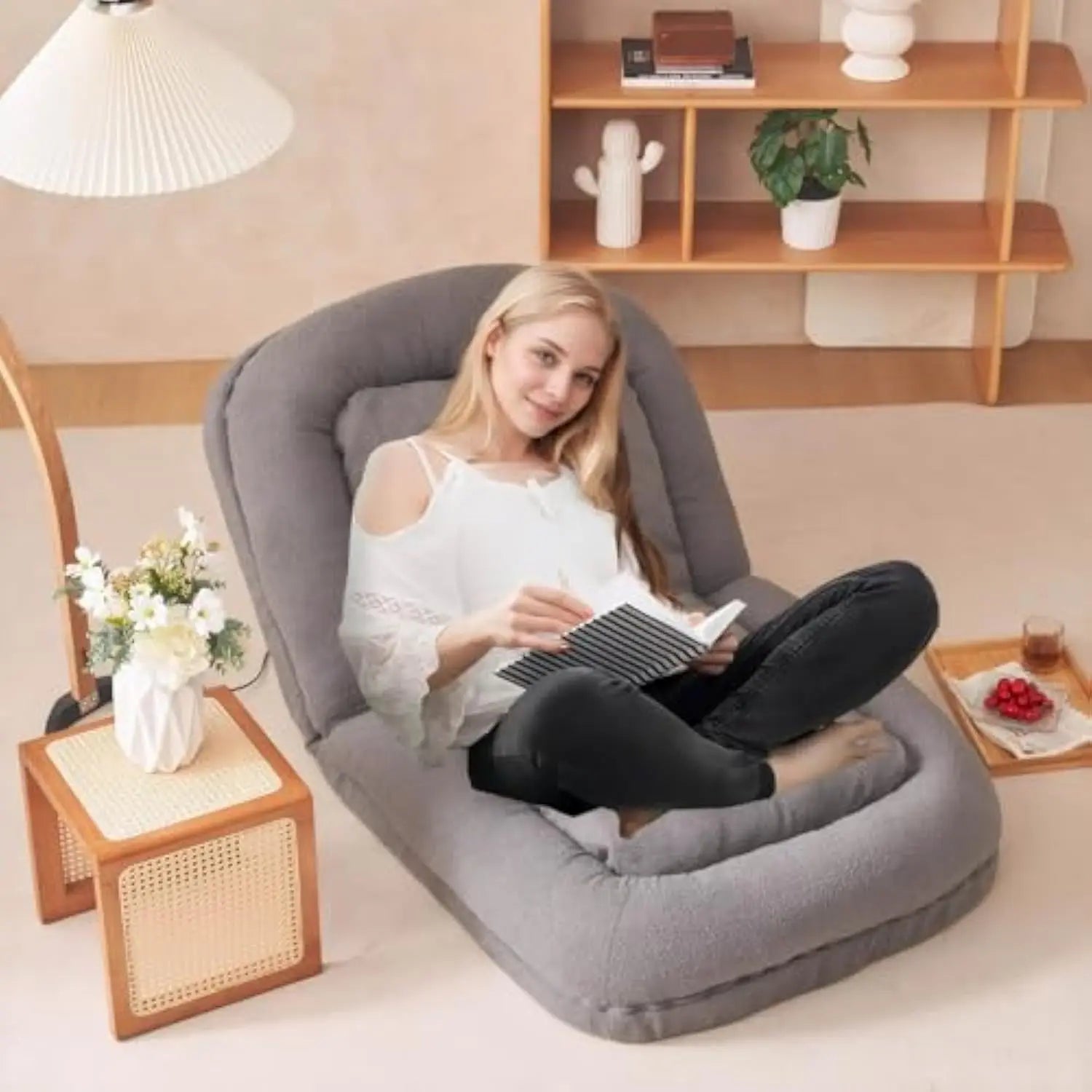 3-Position Adjustable Tatami Dog & Floor Sofa Bed with Pillows
