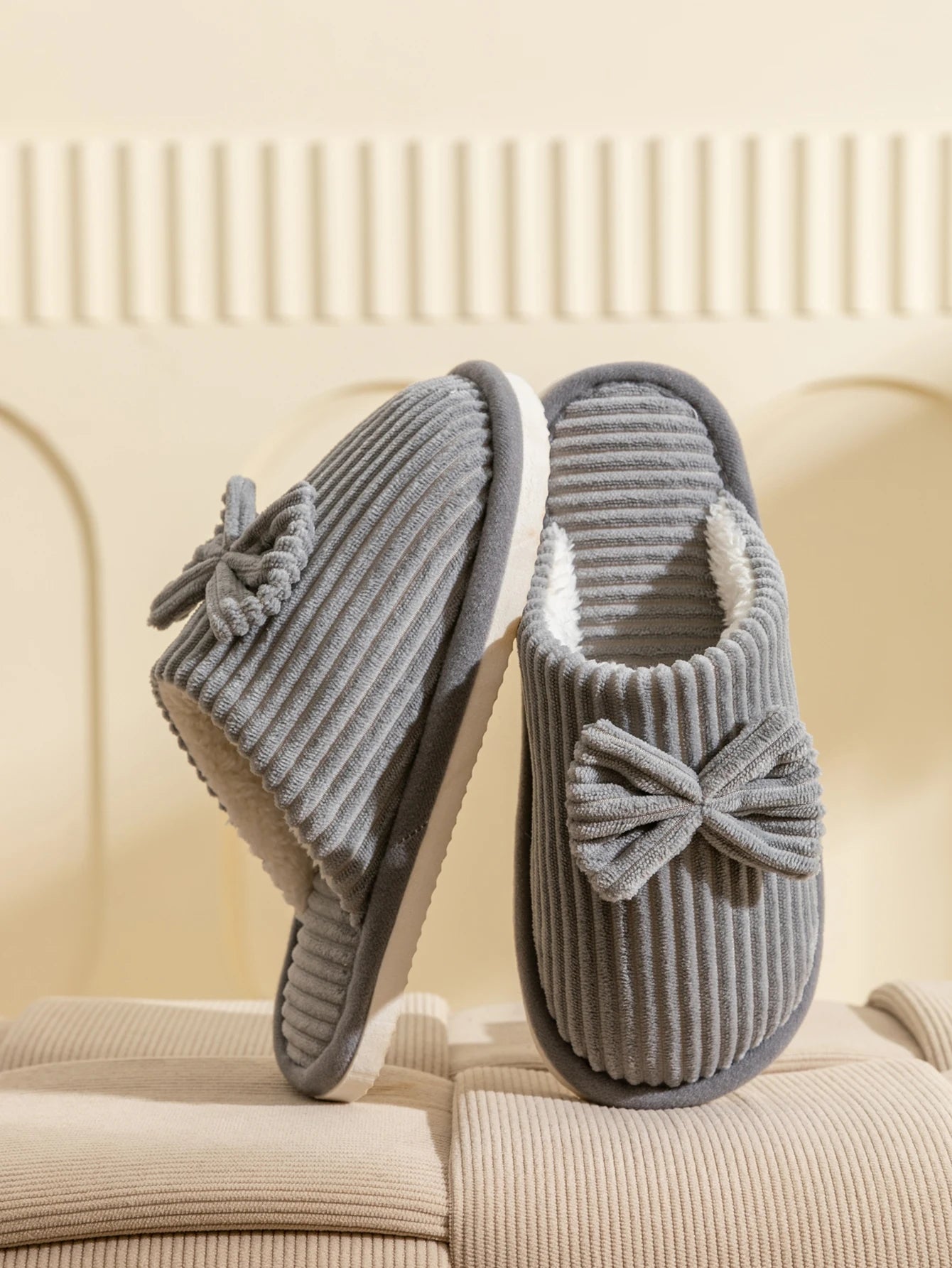 Women’s Fashion Bow Slippers