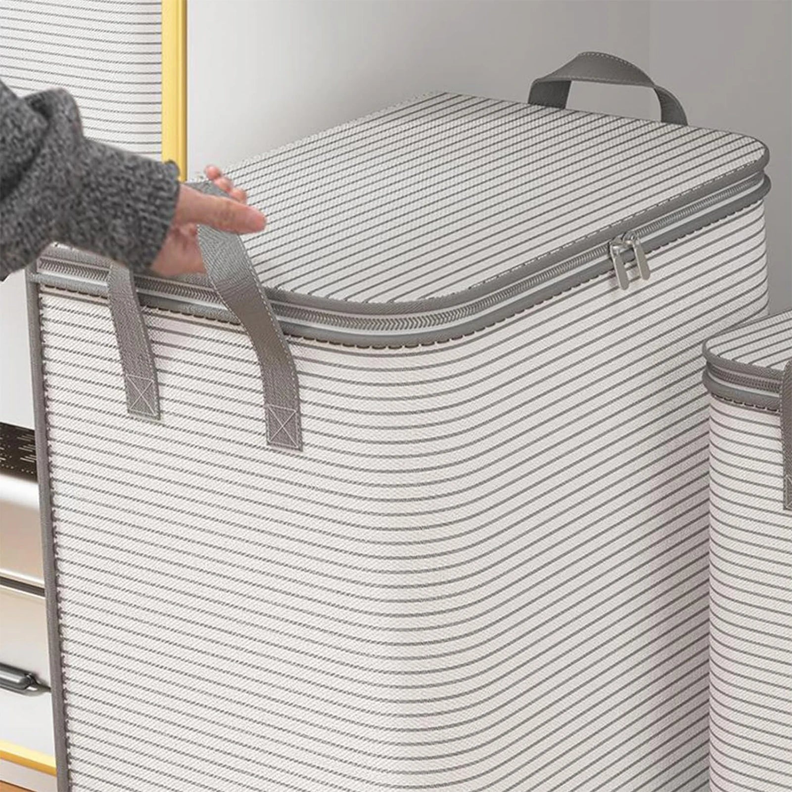 Large Capacity Quilts Storage Bag with Lid & Reinforced Handle